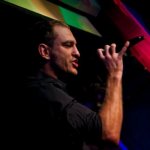 Певец исполнитель Eduardo Kushneros